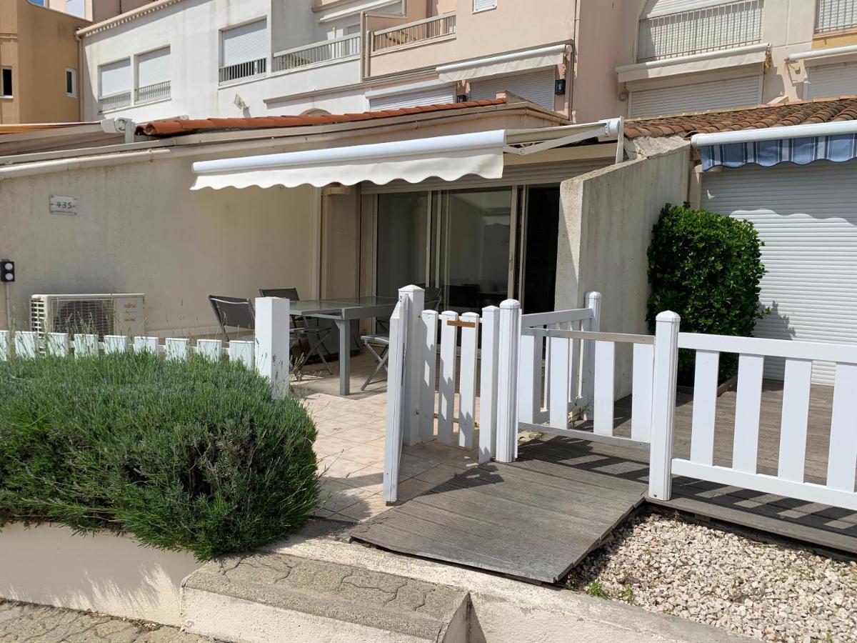 Marina Love Agde Exterior photo