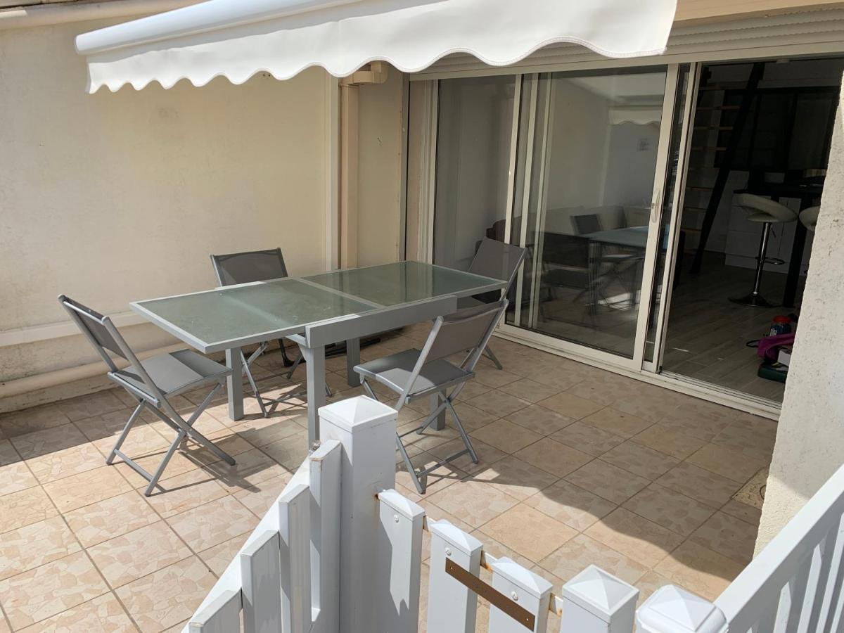Marina Love Agde Exterior photo
